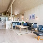 8 Person Holiday Home In Tarm Feriehus *