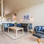 펜션 8 Person Holiday Home In Tarm *