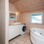 8 Person Holiday Home In Tarm 펜션 Tarm
