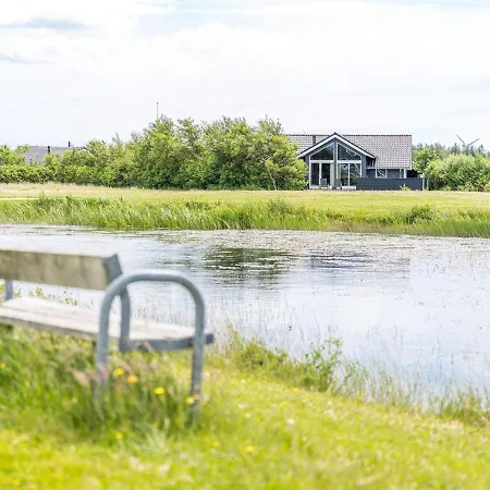8 Person Holiday Home In Tarm Feriehus